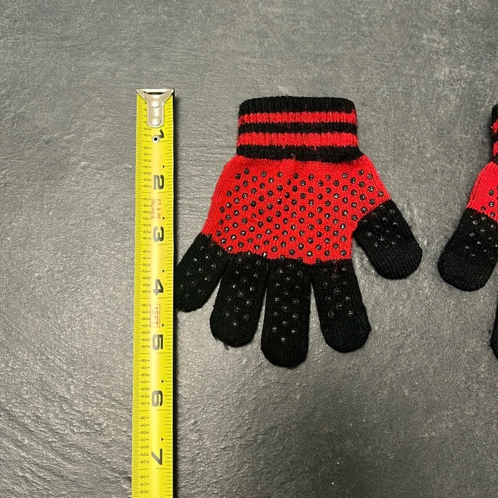Kids black and red Knit Gloves with grippers child size